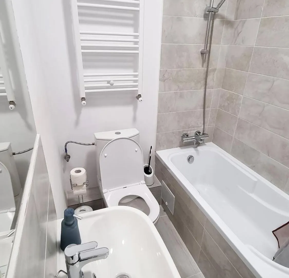 Apartment Universitate Hob - Ap1 Univibe 1Br Chic & Cozy Bucharest Romania