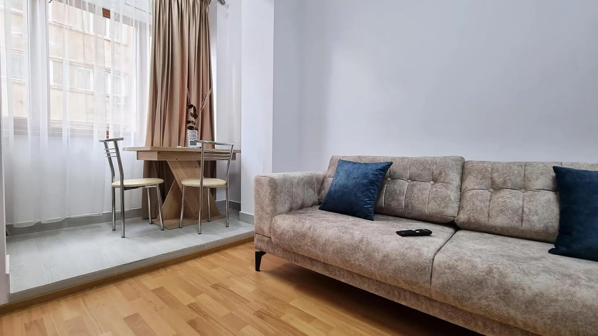 Universitate Hob - Ap1 Univibe 1Br Chic & Cozy Bucharest 0*,